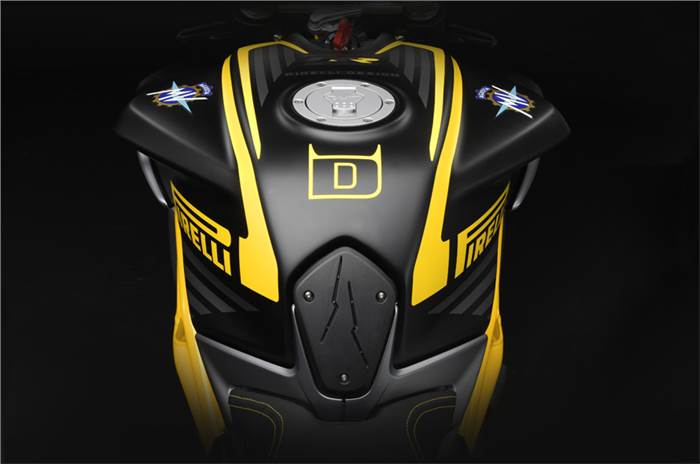 2018 MV Agusta Dragster 800 RR Pirelli revealed
